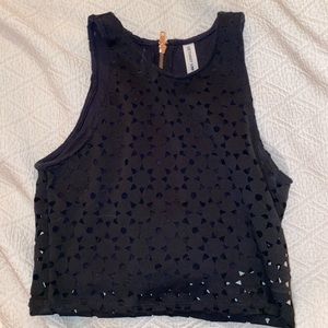 black cropped tank top so tv zipper details 🖤